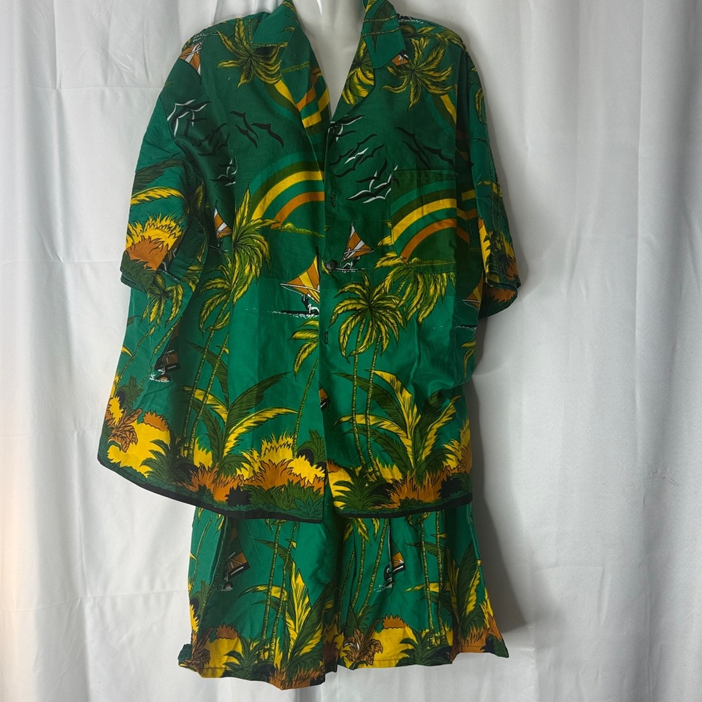 Fun-Wear Green and Yellow Tropical Set